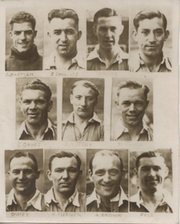 CHARLTON ATHLETIC 1946 TEAM PHOTOGRAPH