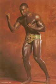FRANK BRUNO (ENGLAND) BOXING POSTCARD