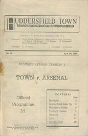 HUDDERSFIELD TOWN V ARSENAL 1946-47 FOOTBALL PROGRAMME