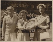 MAUREEN CONNOLLY & LOUISE BROUGH 1952 WIMBLEDON FINAL TENNIS PHOTOGRAPH