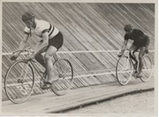 JEF SCHERENS & ALBERT RICHTER 1935 WORLD CHAMPIONSHIP SPRINT FINAL (BRUSSELS) CYCLING PHOTOGRAPH