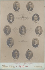 CAMBRIDGE UNIVERSITY CREW 1913 CABINET PHOTOGRAPH