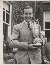 HENRY COTTON 1937 SIGNED GOLF PHOTOGRAPH