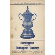 DARLINGTON V STOCKPORT COUNTY 1966-67 FOOTBALL PROGRAMME (AT ELLAND ROAD)