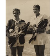 DARLENE HARD & SALLY MOORE 1959 (BECKENHAM) TENNIS PHOTOGRAPH