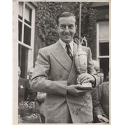 HENRY COTTON 1937 SIGNED GOLF PHOTOGRAPH