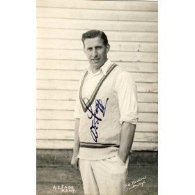 ARTHUR FAGG (KENT) SIGNED CRICKET POSTCARD