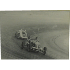 ASCOT RACE TRACK - REX MAYS V FRED FRAME PHOTOGRAPH