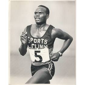 HENRY RONO 1978 (KENYA) SPORTS PHOTOGRAPH
