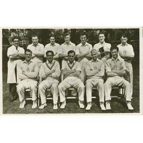 ESSEX 1959 CRICKET POSTCARD