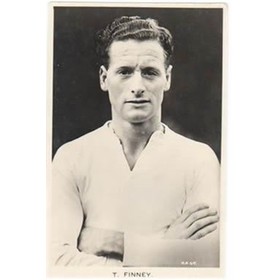 TOM FINNEY (PRESTON NORTH END & ENGLAND) FOOTBALL POSTCARD