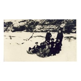 TOBOGGANING PARTY (CANADA) postcard