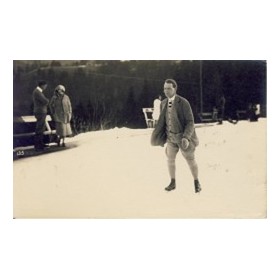 GENTLEMAN SKATER SMARTLY ATTIRED (SWITZERLAND?) postcard