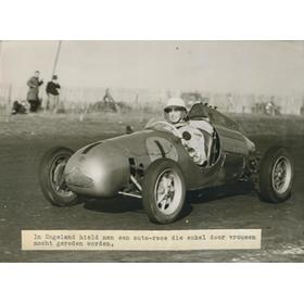 JOAN GERARD 1950 - 500 CC SPEED TEST AT BRANDS HATCH