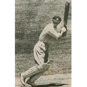 BILL BROWN (AUSTRALIA) SIGNED CRICKET PHOTOGRAPH