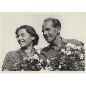 EMIL ZATOPEK & DANA ZATOPKOVA 1952 (HELSINKI OLYMPICS) SIGNED ATHLETICS PHOTOGRAPH