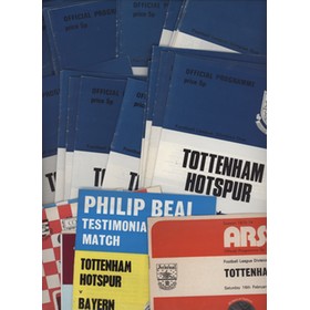 TOTTENHAM HOTSPUR 1973-74 FOOTBALL PROGRAMMES (FULL SET OF HOME MATCHES)