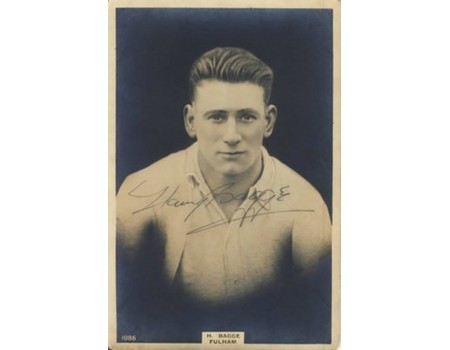 HARRY BAGGE (FULHAM) SIGNED LARGE PINNACE CARD