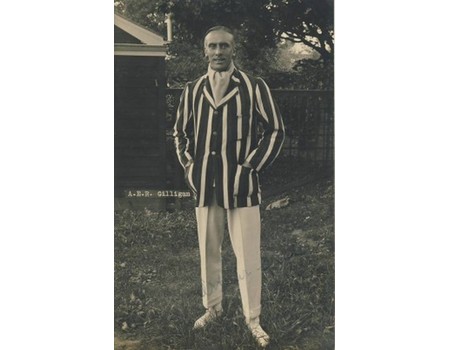 ARTHUR GILLIGAN,  (SUSSEX & ENGLAND) SIGNED CRICKET POSTCARD