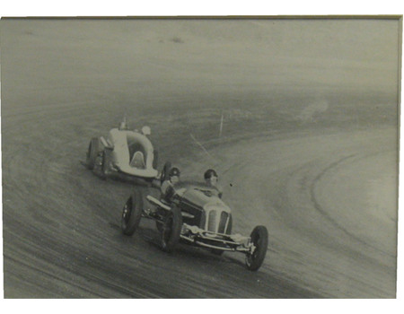 ASCOT RACE TRACK - REX MAYS V FRED FRAME PHOTOGRAPH