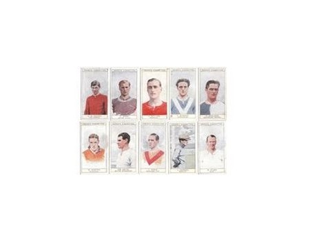 CAPTAINS OF ASSOCIATION FOOTBALL CLUBS & COLOURS CIGARETTE CARDS