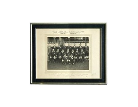 WALES 1935 RUGBY PHOTOGRAPH (TEAM THAT DEFEATED SCOTLAND)