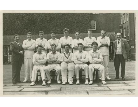 ESSEX 1962 CRICKET POSTCARD