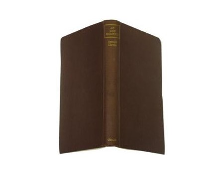 AT ODD MOMENTS - AN ANTHOLOGY SELECTED BY BERNARD DARWIN