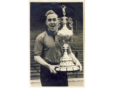 BILLY WRIGHT (WOLVERHAMPTON WANDERERS) 1954