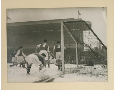 ARSENAL 1951 LEATHER PHOTOGRAPH ALBUM - PRESENTED TO CLUB DIRECTOR COMMANDER A.F. BONE