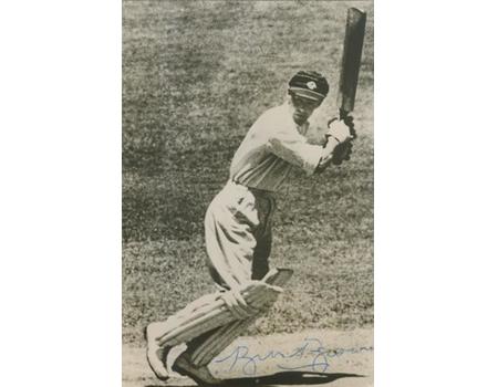 BILL BROWN (AUSTRALIA) SIGNED CRICKET PHOTOGRAPH