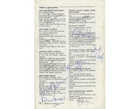 NOVIA SCOTIA PRESIDENTS XV V WALES 1989 RUGBY PROGRAMME - SIGNED BY WALES TEAM