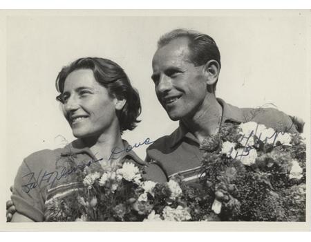 EMIL ZATOPEK & DANA ZATOPKOVA 1952 (HELSINKI OLYMPICS) SIGNED ATHLETICS PHOTOGRAPH