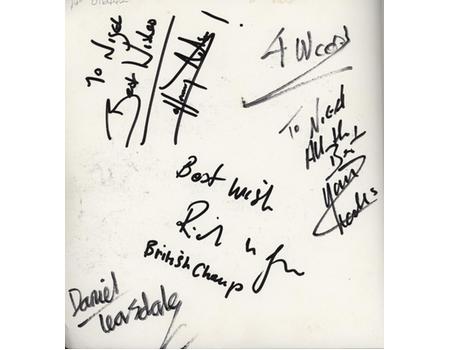 BOXING CLEVER - A COLLECTION OF PHOTOGRAPHS BY SIMON PEAT