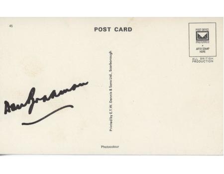 AUSTRALIA 1930 CRICKET POSTCARD - SIGNED BY BRADMAN (TWICE)