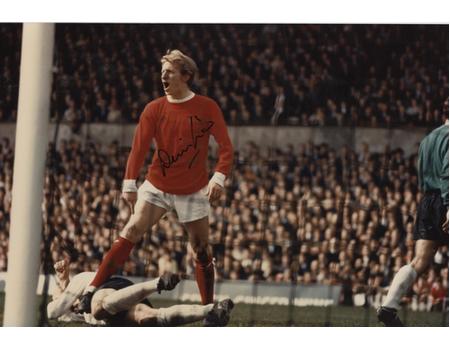 DENIS LAW SIGNED PHOTOGRAPH 