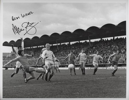 ALAN BALL SIGNED PHOTOGRAPH 