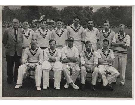 GLOUCESTERSHIRE 1953 CRICKET PHOTOGRAPH