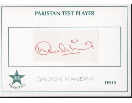 DANISH KANERIA (PAKISTAN) CRICKET AUTOGRAPH