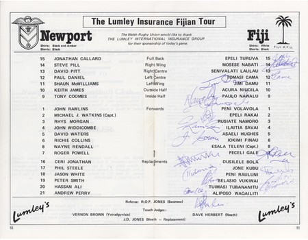 NEWPORT V FIJI 1985 RUGBY UNION PROGRAMME - SIGNED BY FIJI TEAM